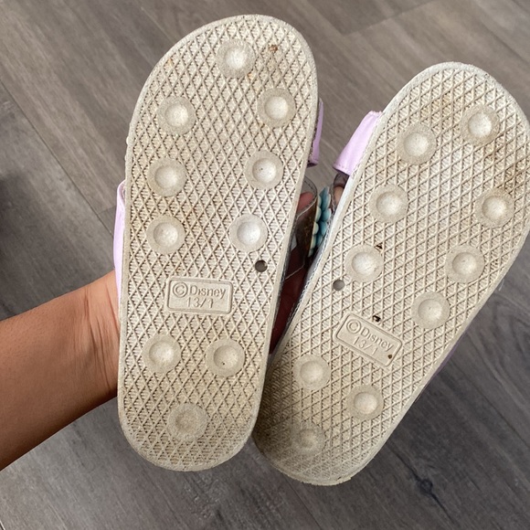 Disney Frozen Slides - Picture 2 of 4